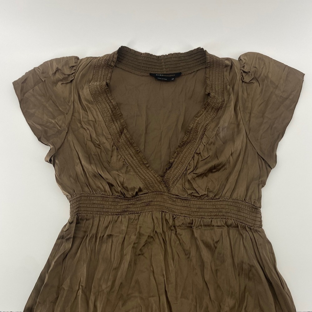 BCBGMAXAZRIA‎ Blouse Women XS Brown Smocked V-Neck Silk Blend Peplum Top